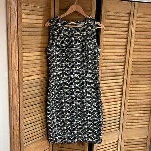 Calvin Kleins women’s dress size 12 black-and-white